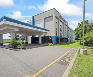 Photo 2 - Hampton Inn Ridgefield Park