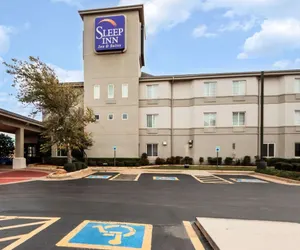 Photo 2 - Sleep Inn & Suites Edmond near University