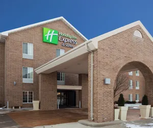 Photo 2 - Holiday Inn Express & Suites Sioux Falls At Empire Mall, an IHG Hotel