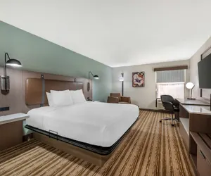 Photo 4 - Best Western Plus Richmond Indiana I-70