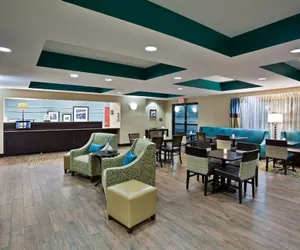 Photo 3 - Hampton Inn North Sioux City