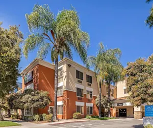 Photo 2 - Extended Stay America Suites Los Angeles Glendale