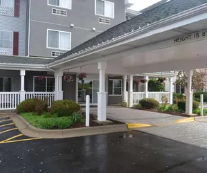 Photo 2 - Country Inn & Suites by Radisson, Gurnee, IL