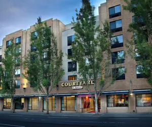 Photo 2 - Courtyard Portland Downtown/Convention Center