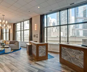 Photo 2 - Homewood Suites by Hilton Chicago-Downtown