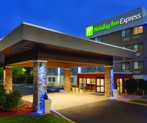 Photo 2 - Holiday Inn Express Hartford South - Rocky Hill, an IHG Hotel