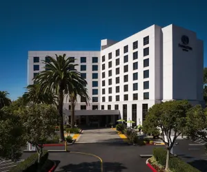Photo 2 - DoubleTree by Hilton Irvine - Spectrum