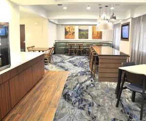 Photo 2 - Fairfield Inn & Suites Jacksonville Airport