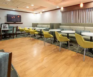 Photo 5 - Hampton Inn Newport News-Yorktown
