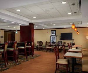 Photo 3 - Hampton Inn Newport News-Yorktown