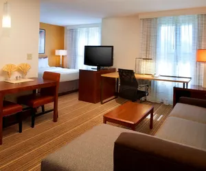 Photo 2 - Sonesta ES Suites Chicago Waukegan Gurnee