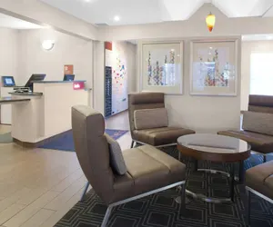 Photo 4 - TownePlace Suites by Marriott Wichita East