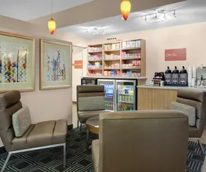 Photo 2 - TownePlace Suites by Marriott Wichita East