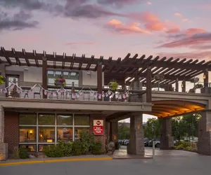 Photo 2 - Best Western Plus Canyonlands Inn