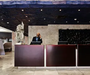Photo 3 - The LINE Hotel
