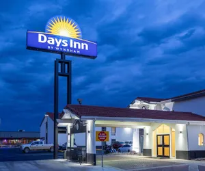 Photo 2 - Days Inn by Wyndham Casper