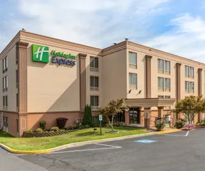 Photo 2 - Holiday Inn Express Harrisburg SW - Mechanicsburg, an IHG Hotel