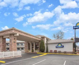 Photo 2 - Days Inn by Wyndham Grand Junction