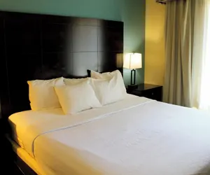 Photo 2 - La Quinta Inn & Suites by Wyndham Boise Airport