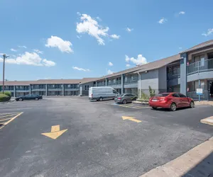 Photo 2 - Quality Inn Near Lake Marble Falls