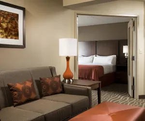 Photo 3 - Holiday Inn Hotel & Suites Des Moines - Northwest, an IHG Hotel