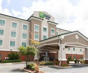 Photo 2 - Holiday Inn Express & Suites Valdosta West - Mall Area, an IHG Hotel