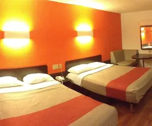 Photo 5 - Motel 6 San Antonio, TX - Fiesta Trails