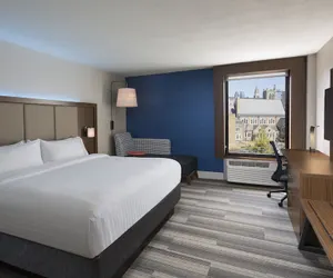 Photo 5 - Holiday Inn Express Nashville Downtown - Broadway by IHG