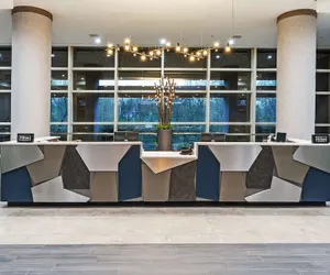 Photo 4 - DoubleTree by Hilton Tulsa - Warren Place