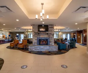 Photo 3 - Holiday Inn Express Hotel & Suites Pittsburgh Airport, an IHG Hotel