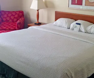 Photo 5 - Motel 6 Anderson, IN - Indianapolis