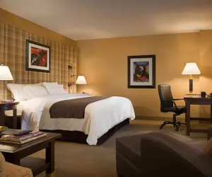 Photo 5 - DoubleTree by Hilton Cincinnati Airport