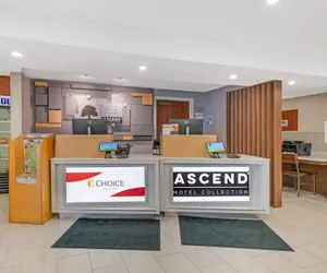 Photo 3 - Keene Elm City Hotel, an Ascend Collection Hotel