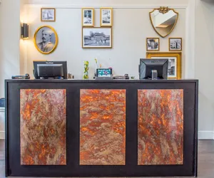 Photo 5 - King George Hotel