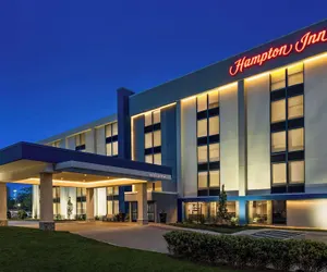 Photo 2 - Hampton Inn Chicago-O'Hare International Airport