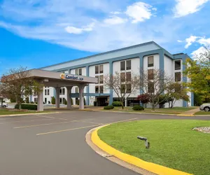 Photo 2 - Comfort Inn