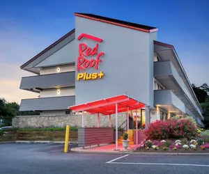 Photo 2 - Red Roof Inn PLUS+ Baltimore-Washington DC/BWI Airport