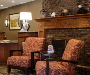 Photo 4 - Best Western University Inn