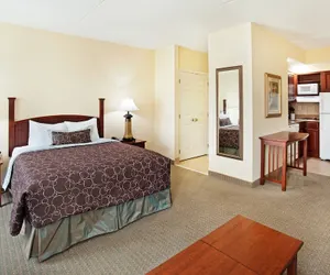 Photo 2 - Staybridge Suites Oak Ridge, an IHG Hotel