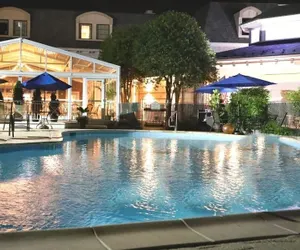 Photo 2 - Norwalk Inn & Conference Center