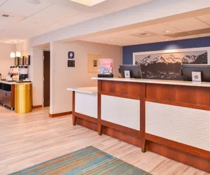 Photo 4 - Hampton Inn Seattle-Airport