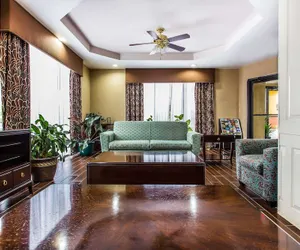 Photo 4 - Quality Inn & Suites