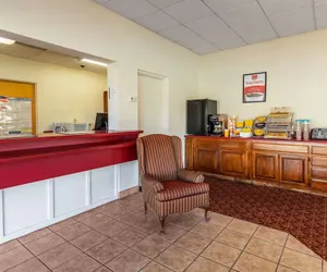 Photo 4 - Econo Lodge Middlesboro