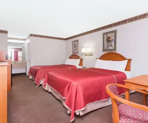 Photo 4 - Regency Inn & Suites-Hamilton Place