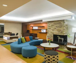 Photo 2 - Best Western Allentown Bethlehem Lehigh Valley Inn & Suites