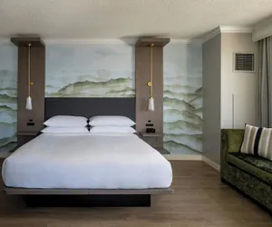 Photo 3 - Marriott Jacksonville Downtown