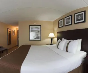 Photo 4 - Holiday Inn Cleveland-S Independence by IHG