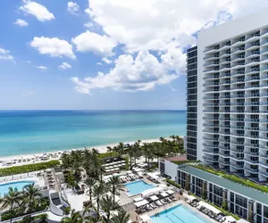 Photo 2 - Eden Roc Miami Beach
