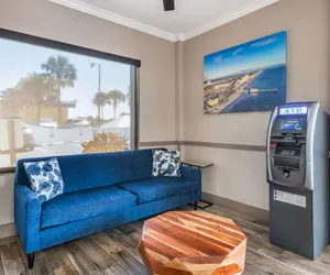 Photo 4 - Comfort Inn & Suites Daytona Beach Oceanfront