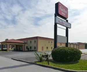 Photo 2 - Red Roof Inn Chambersburg